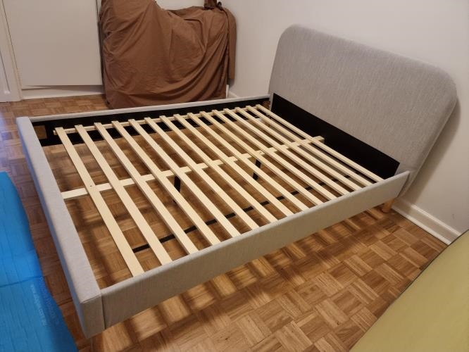 Second-hand Double Bed Frame - Photo 2)