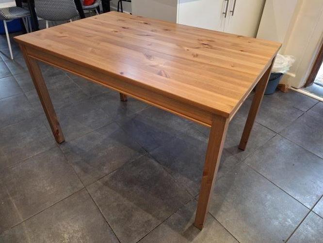 Second-hand Dining Table with 4 Chairs - Photo 2)