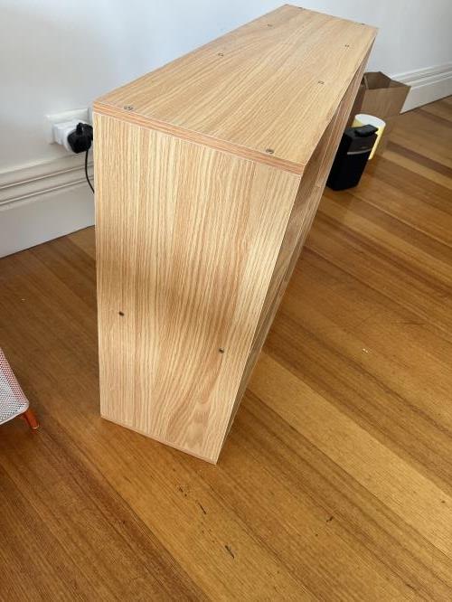 Second-hand Bookshelf - Photo 2)