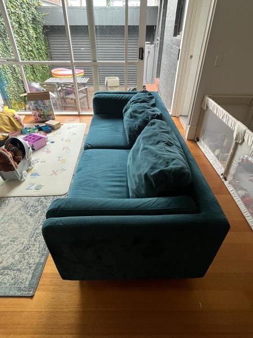 Second-hand Three Seater Sofa - Photo 2)