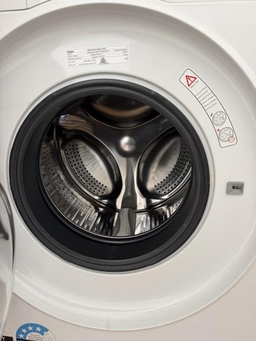 Second-hand Haier 7.5kg Front Load Washing Machine - Photo 2)