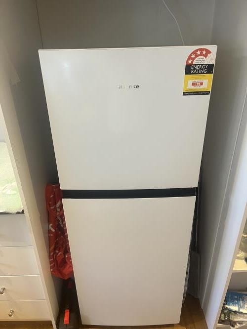Second-hand Hisense 205L Top Mount Fridge - Photo 2)