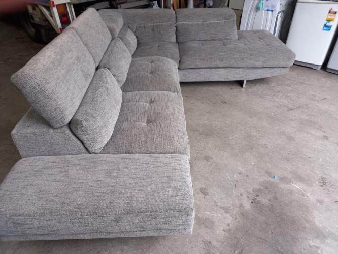 Second-hand L-Shape Couch - Photo 2)