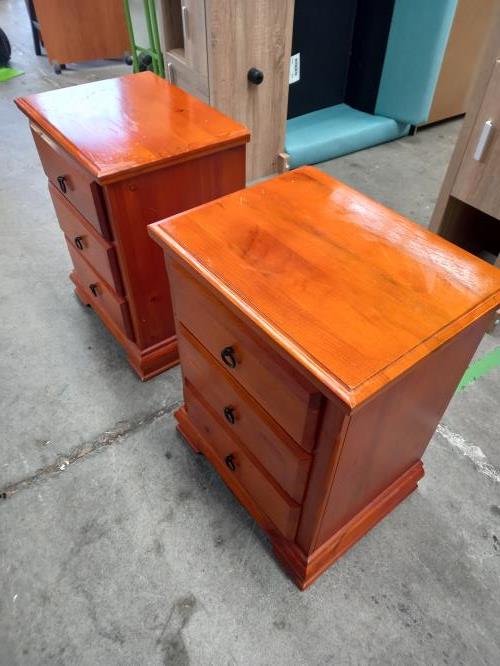 Second-hand Set of 2 Bedside Tables - Photo 2)