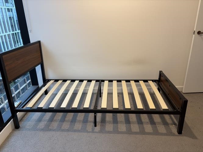 Second-hand Single Bed Frame - Photo 2)