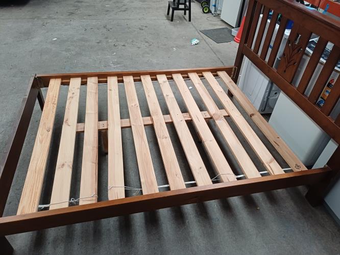 Second-hand Double Bed Frame - Photo 2)