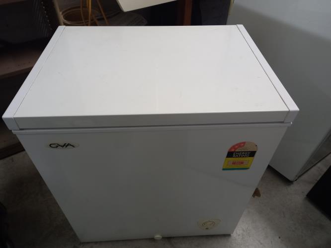 Second-hand GVA 144L Chest Freezer - Photo 2)