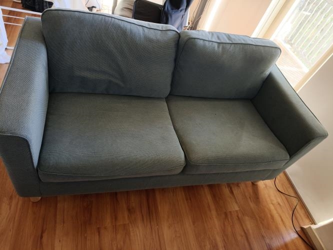 Second-hand Sofa - Photo 2)