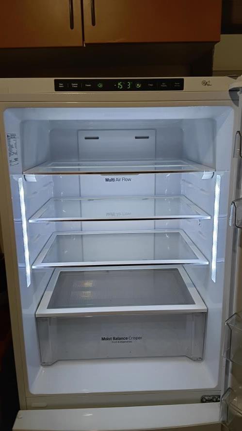 Second-hand LG 450L Bottom Mount Fridge - Photo 2)