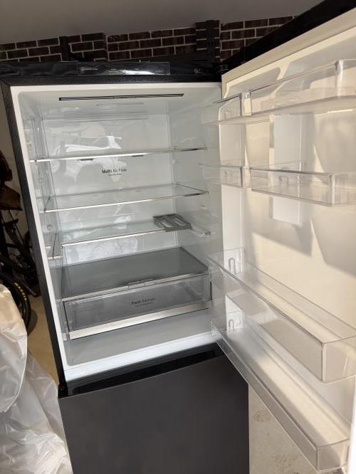 Second-hand LG 420L Bottom Mount Fridge - Photo 2)
