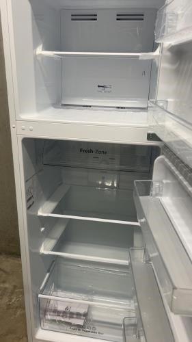 Second-hand Hisense 326L Top Mount Fridge - Photo 2)
