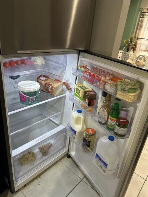 Second-hand Samsung 400L Top Mount Fridge - Photo 2)
