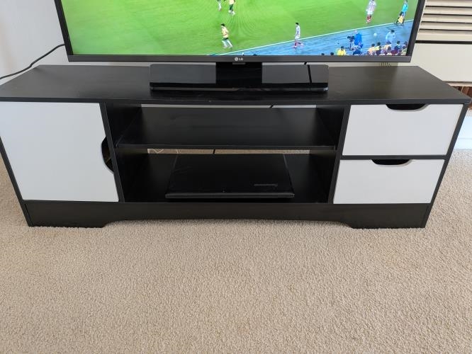 Second-hand Entertainment Unit - Photo 2)