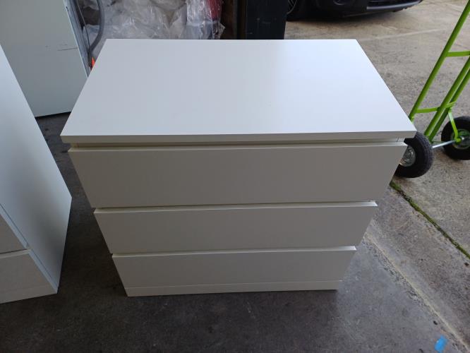 Second-hand IKEA Chest of 3 Drawers - Photo 2)
