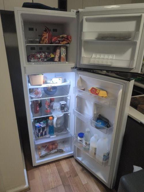 Second-hand LG 254L Top Mount Fridge - Photo 2)