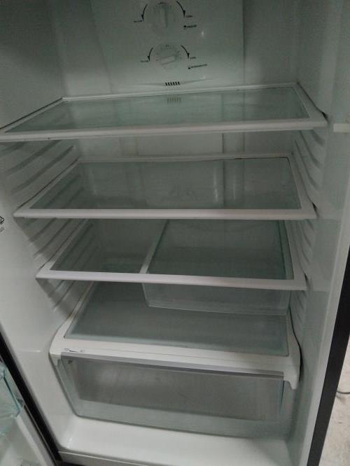 Second-hand Westinghouse 390L Top Mount Fridge - Photo 2)