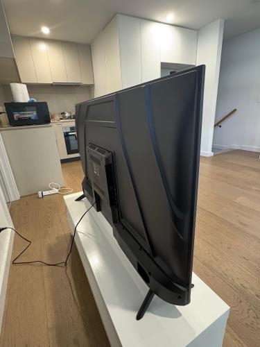 Second-hand Blaupunkt 49\" Smart TV - Photo 2)