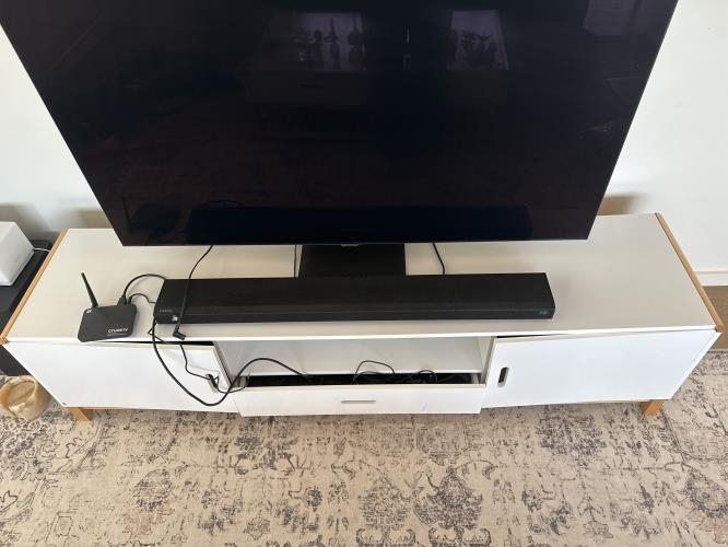 Second-hand Entertainment Unit - Photo 2)