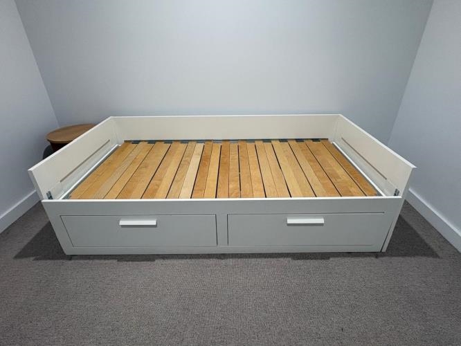 Second-hand Ikea Bed with Trundle bed and underbed drawers - Photo 2)