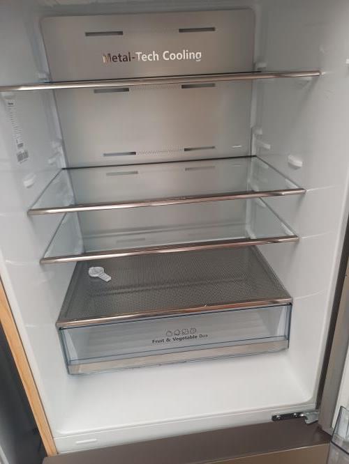 Second-hand Hisense 417L Bottom Mount Fridge - Photo 2)