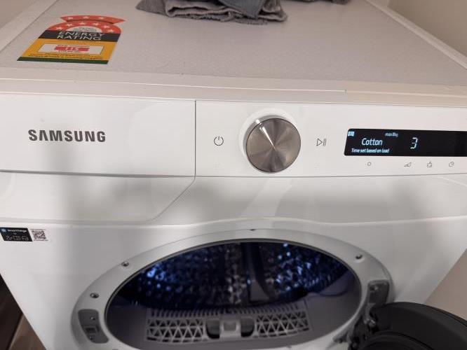 Second-hand Samsung 8kg Dryer - Photo 2)