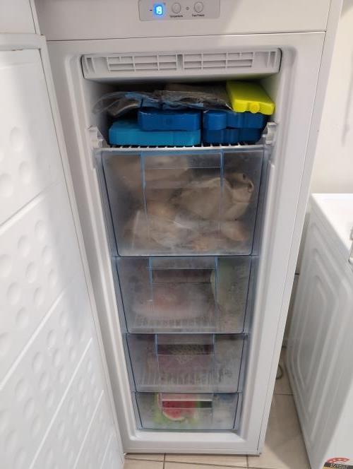 Second-hand Chiq 185L Freezer - Photo 2)