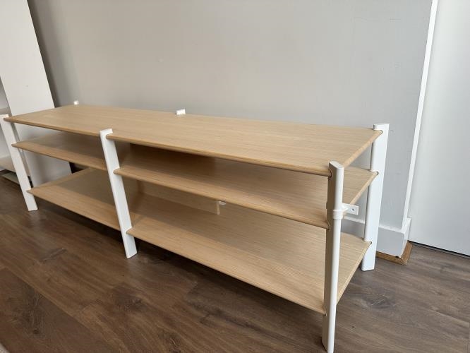Second-hand IKEA TV Bench - Photo 2)