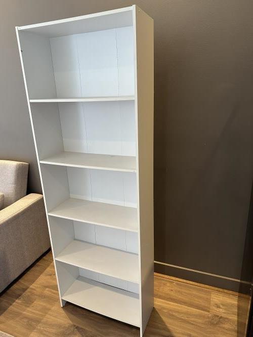 Second-hand Bookshelf - Photo 2)