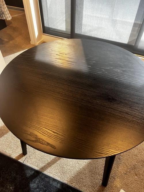 Second-hand IKEA Round Dining Table - Photo 2)