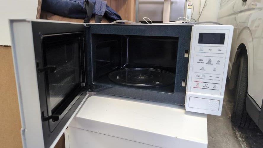Second-hand Samsung Microwave - Photo 2)