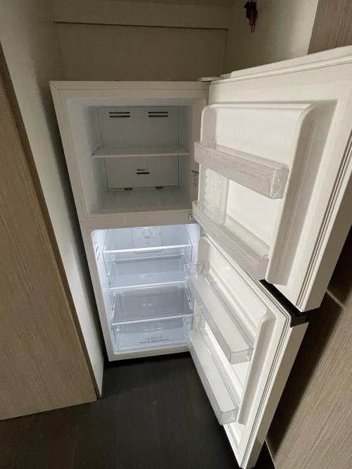 Second-hand Hisense 205L Top Mount Fridge - Photo 2)