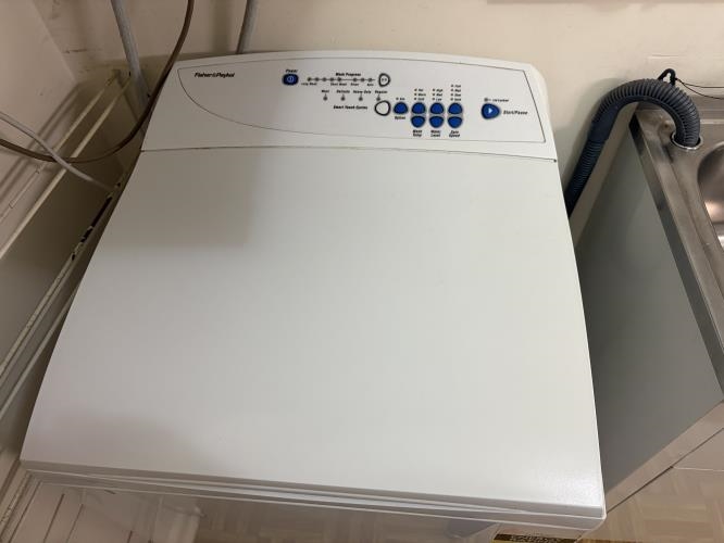 Second-hand Fisher & Paykel 5.5kg Top Load Washing Machine - Photo 2)