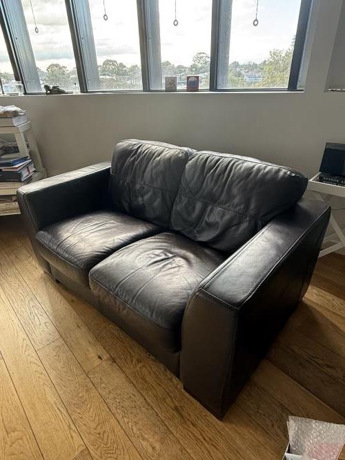 Second-hand Two Seater Sofa - Photo 2)