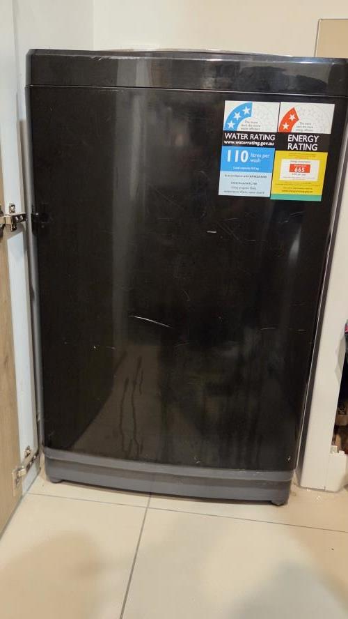 Second-hand Chiq 8kg Top Load Washing Machine - Photo 2)