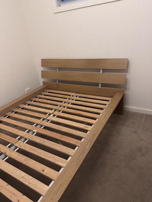 Second-hand Double Bed Frame - Photo 2)