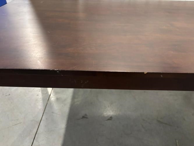Second-hand Dining Table (no chairs) - Photo 2)