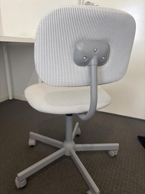 Second-hand Office Swivel Chair - Photo 2)