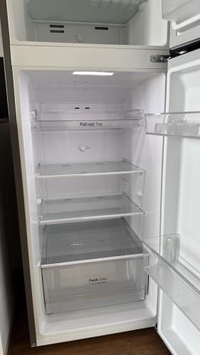 Second-hand LG 243L Top Mount Fridge - Photo 2)