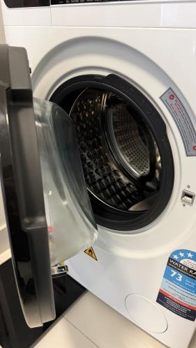Second-hand Chiq 8.5kg / 8.5kg Washer-Dryer Combo - Photo 2)