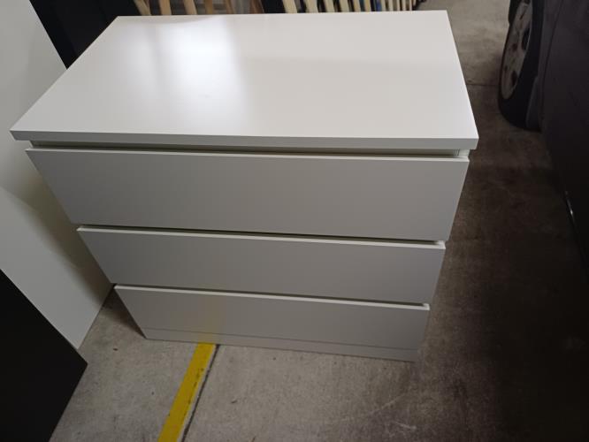 Second-hand Chest of 3 Drawers - Photo 2)