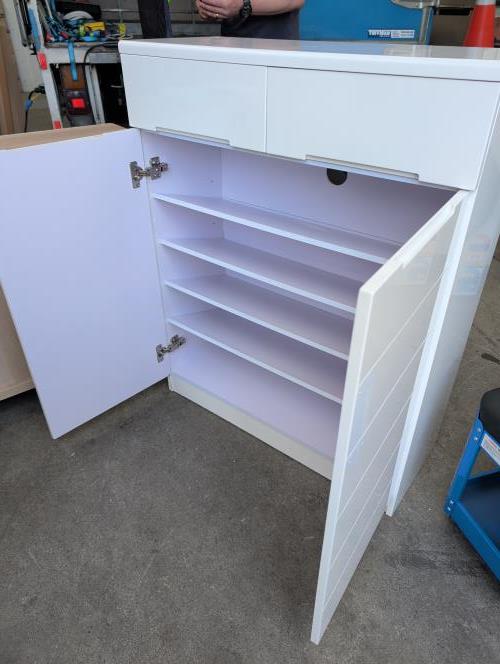 Second-hand Shoe Cabinet - Photo 2)