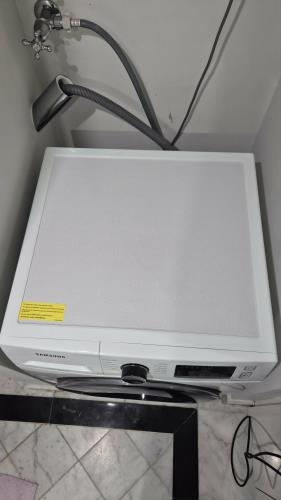Second-hand Samsung 7.5kg / 4kg Washer-Dryer Combo - Photo 2)