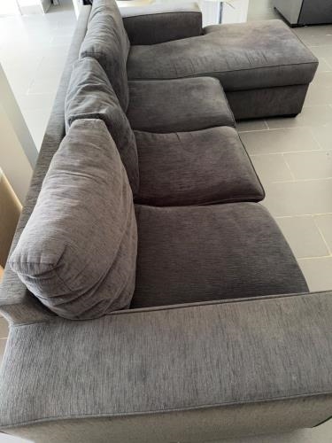 Second-hand 4 Seater L-Shape Sofa - Photo 2)