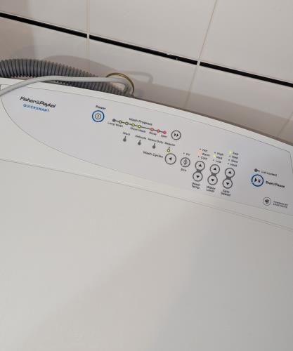 Second-hand Fisher & Paykel 5.5kg Top Load Washing Machine - Photo 2)