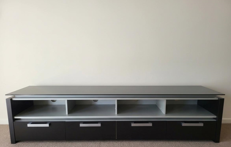 Second-hand Entertainment Unit - Photo 2)