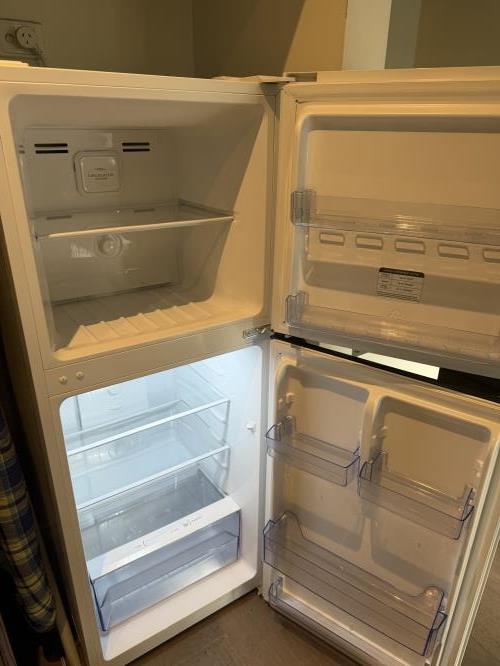 Second-hand TCL 198L Top Mount Fridge - Photo 2)