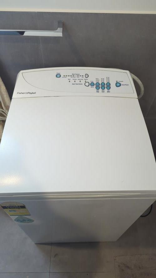 Second-hand Fisher & Paykel 5.5kg Top Load Washing Machine - Photo 2)