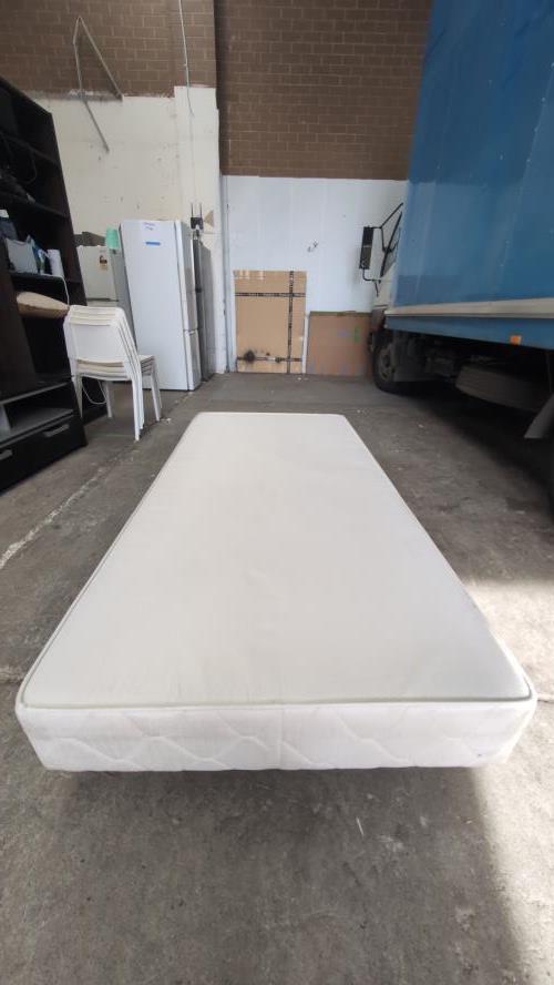 Second-hand Single Bed Base - Photo 2)
