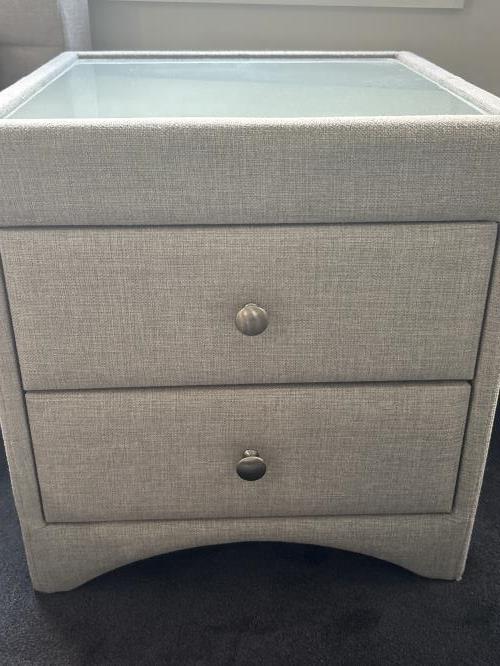 Second-hand Bedside Table - Photo 2)