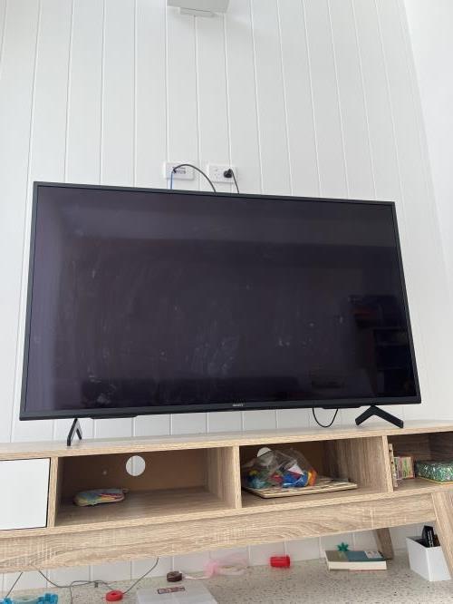 Second-hand Sony 55\" Smart TV Model KD-55X75K - Photo 2)